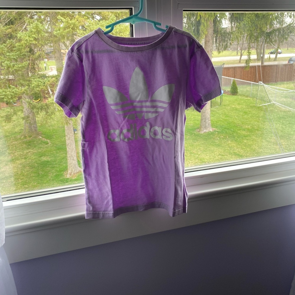 Light purple adidas top
